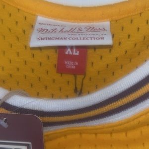 Jerry West 71-72 Mitchell & Ness Hardwood Classic XL jersey